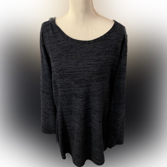 BLUE cross tie back tunic top, bell sleeves, never worn! - Picture 9 of 11